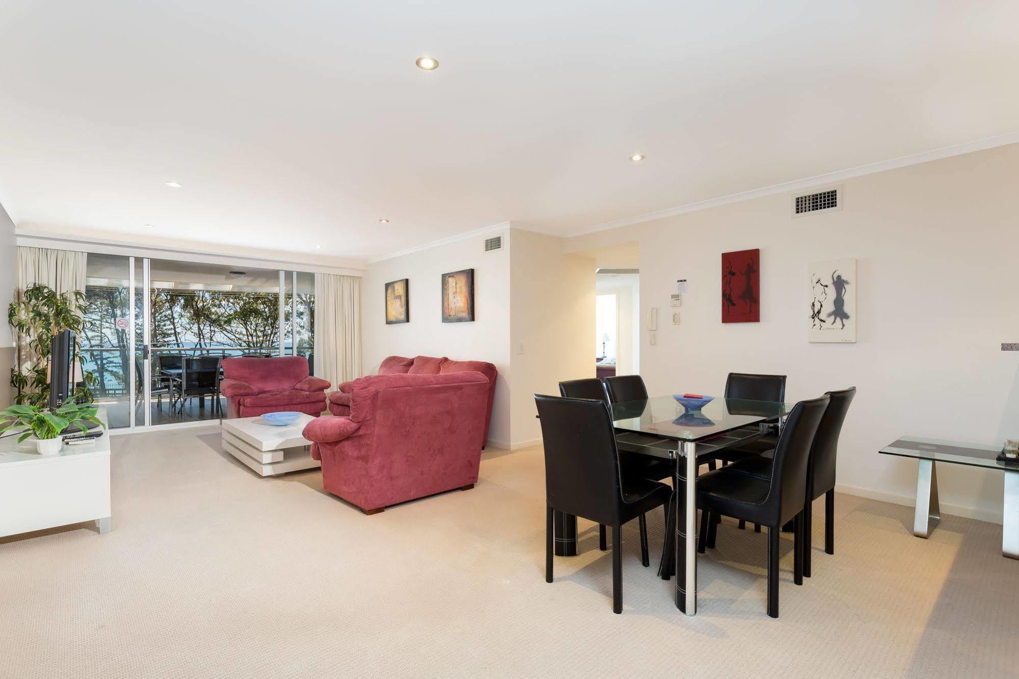 Beach House On Suttons Apartamento Redcliffe Exterior foto