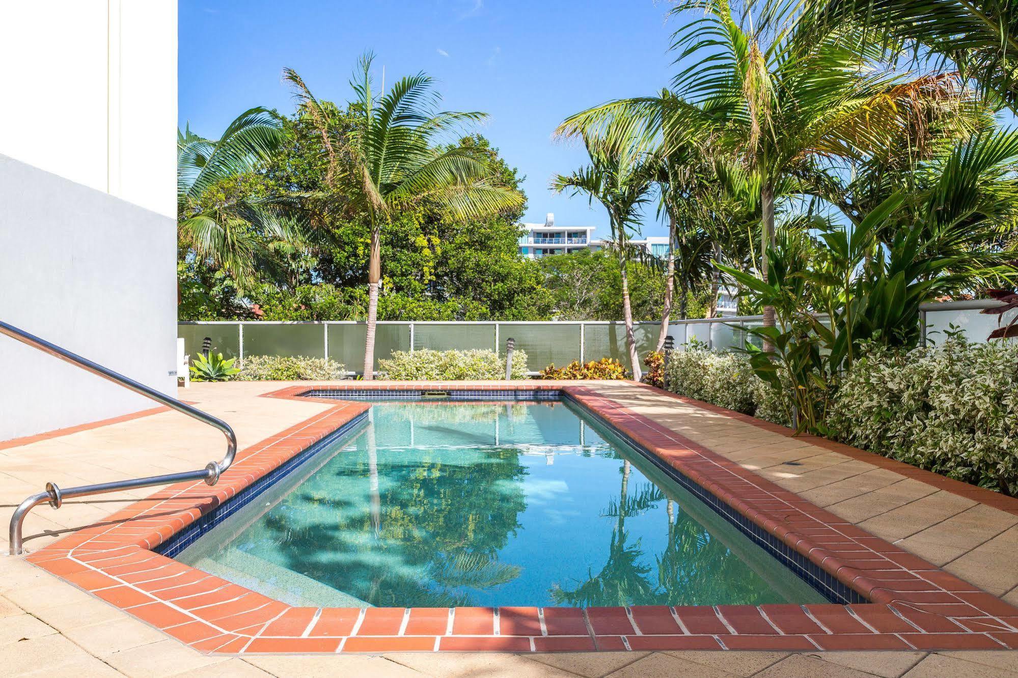 Beach House On Suttons Apartamento Redcliffe Exterior foto